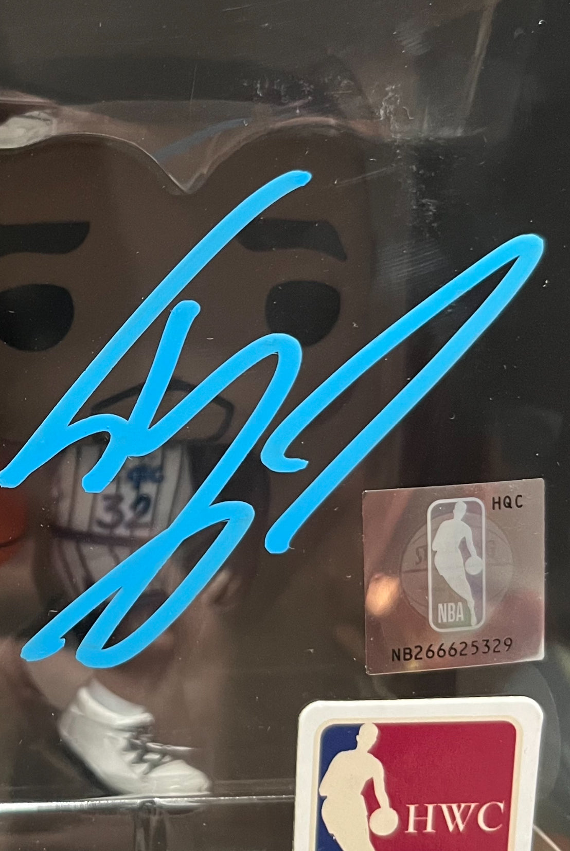 Shaquille O'Neill Autographed Funko Pop #81 BAS